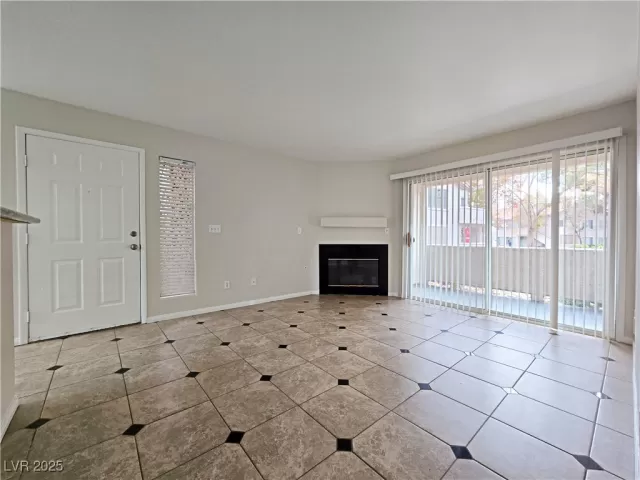 MLS: 2740428 Condo For Sale