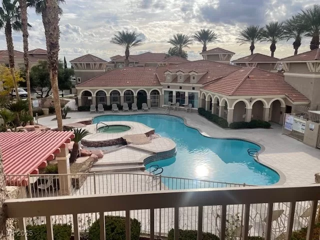 MLS: 2740456 Condo For Sale