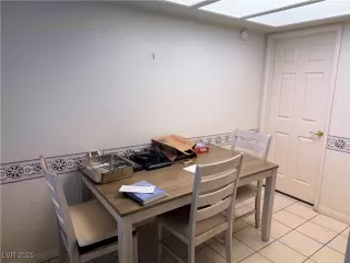 Photo #4: 2740478 Listing