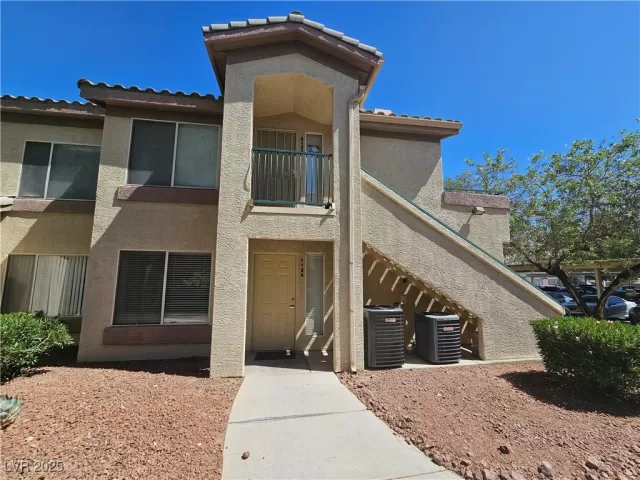 MLS: 2740509 Condo For Sale