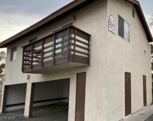 MLS: 2740515 Condo For Sale