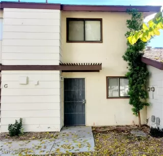 Photo #1: 2740515 Listing