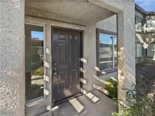 More Details about MLS # 2740596 : 4955 LINDELL ROAD 105