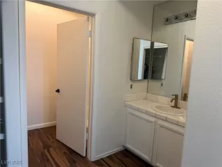 Photo #4: 2740615 Listing 