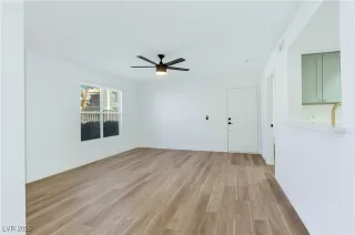 Photo #1: 2740619 Listing