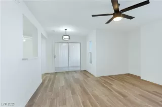 Photo #3: 2740619 Listing