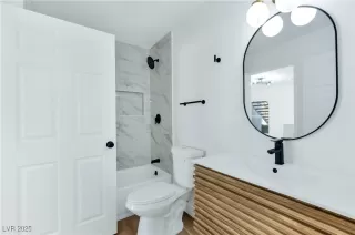 Photo #6: 2740619 Listing