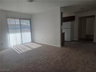 Photo #2: 2740630 Listing