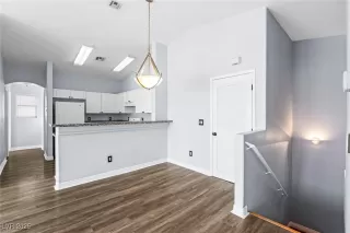 Photo #5: 2740641 Listing 