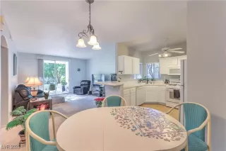 Photo #6: 2740656 Listing