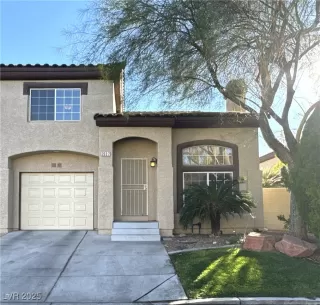 More Details about MLS # 2740692 : 2607 COUNTRY MAPLE AVENUE