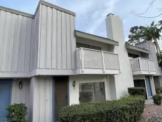 Photo #1: 2740712 Listing