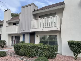 Photo #2: 2740712 Listing