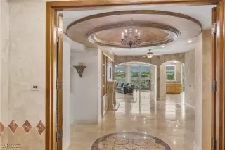 Photo #1: 2740731 Listing 