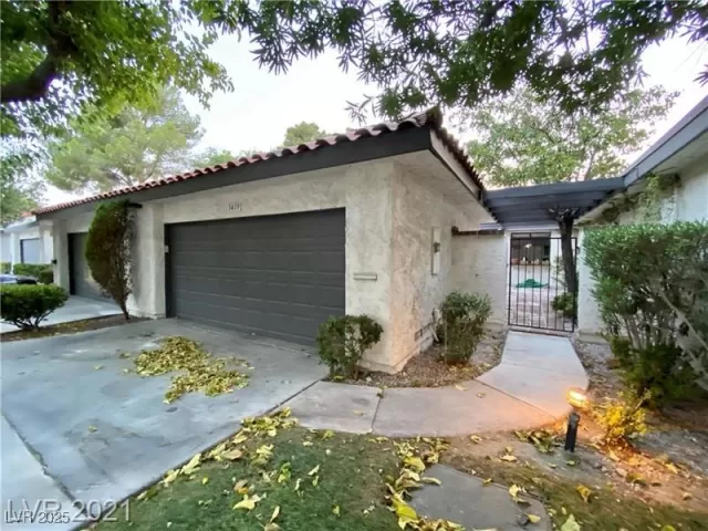 MLS: 2740735 Condo For Sale