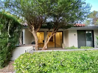 Photo #1: 2740735 Listing 