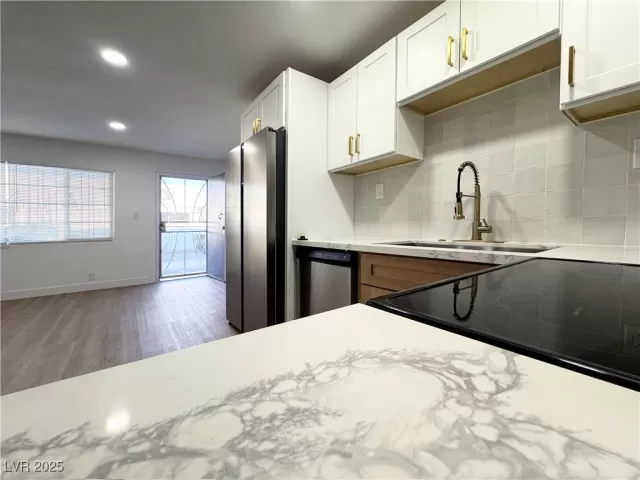 MLS: 2740737 Condo For Sale