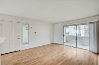 Photo #3: 2740749 Listing 