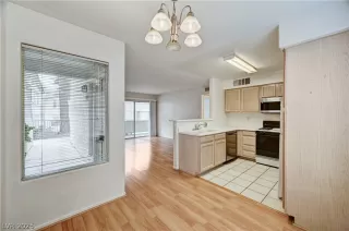 Photo #5: 2740749 Listing 