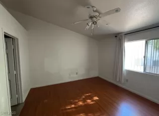 Photo #6: 2740788 Listing