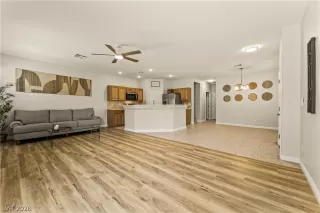 Photo #5: 2740808 Listing 