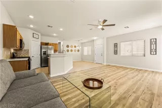 Photo #6: 2740808 Listing 