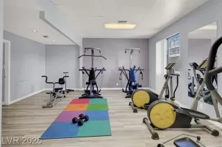 Photo #2: 2740821 Listing