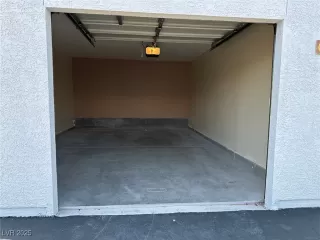 Photo #4: 2740849 Listing