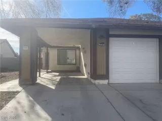 Photo #1: 2740885 Listing