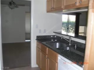 Photo #5: 2740894 Listing 