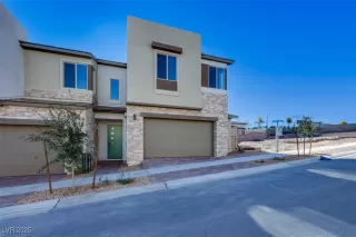 Photo #2: 2740903 Listing 