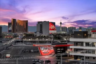 Photo #1: 2740907 Listing 