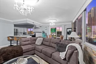 Photo #6: 2740907 Listing 