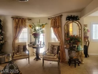 Photo #6: 2740919 Listing