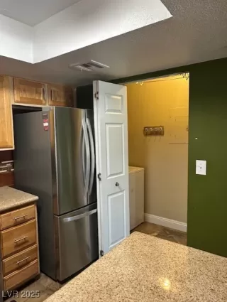 Photo #4: 2740968 Listing 