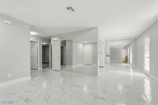 Photo #5: 2741097 Listing 