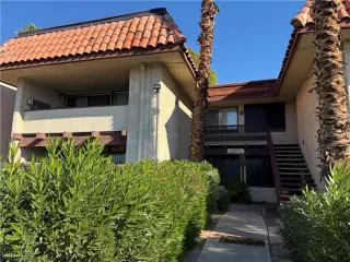 More Details about MLS # 2741114 : 3120 SOUTH EASTERN AVENUE 3