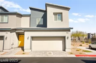 Photo #4: 2741139 Listing