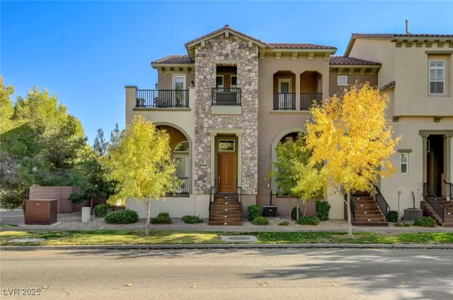 MLS: 2741142 Condo For Sale