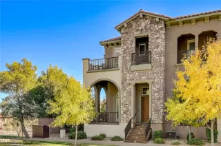 Photo #1: 2741142 Listing 