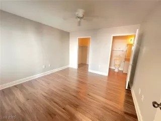 Photo #2: 2741171 Listing