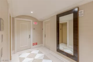 Photo #3: 2741218 Listing