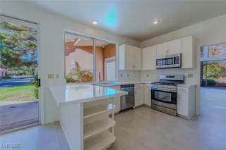 Photo #6: 2741234 Listing 