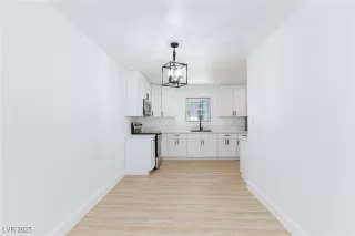 Photo #6: 2741248 Listing