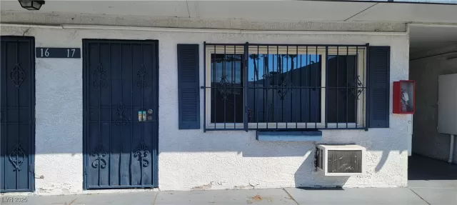 MLS: 2741252 Condo For Sale