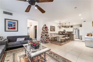 Photo #5: 2741261 Listing