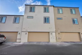 Photo #4: 2741301 Listing 