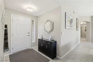 Photo #4: 2741358 Listing