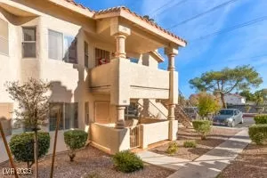 Photo #2: 2741360 Listing