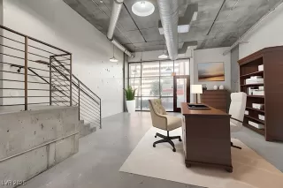 Photo #2: 2741388 Listing